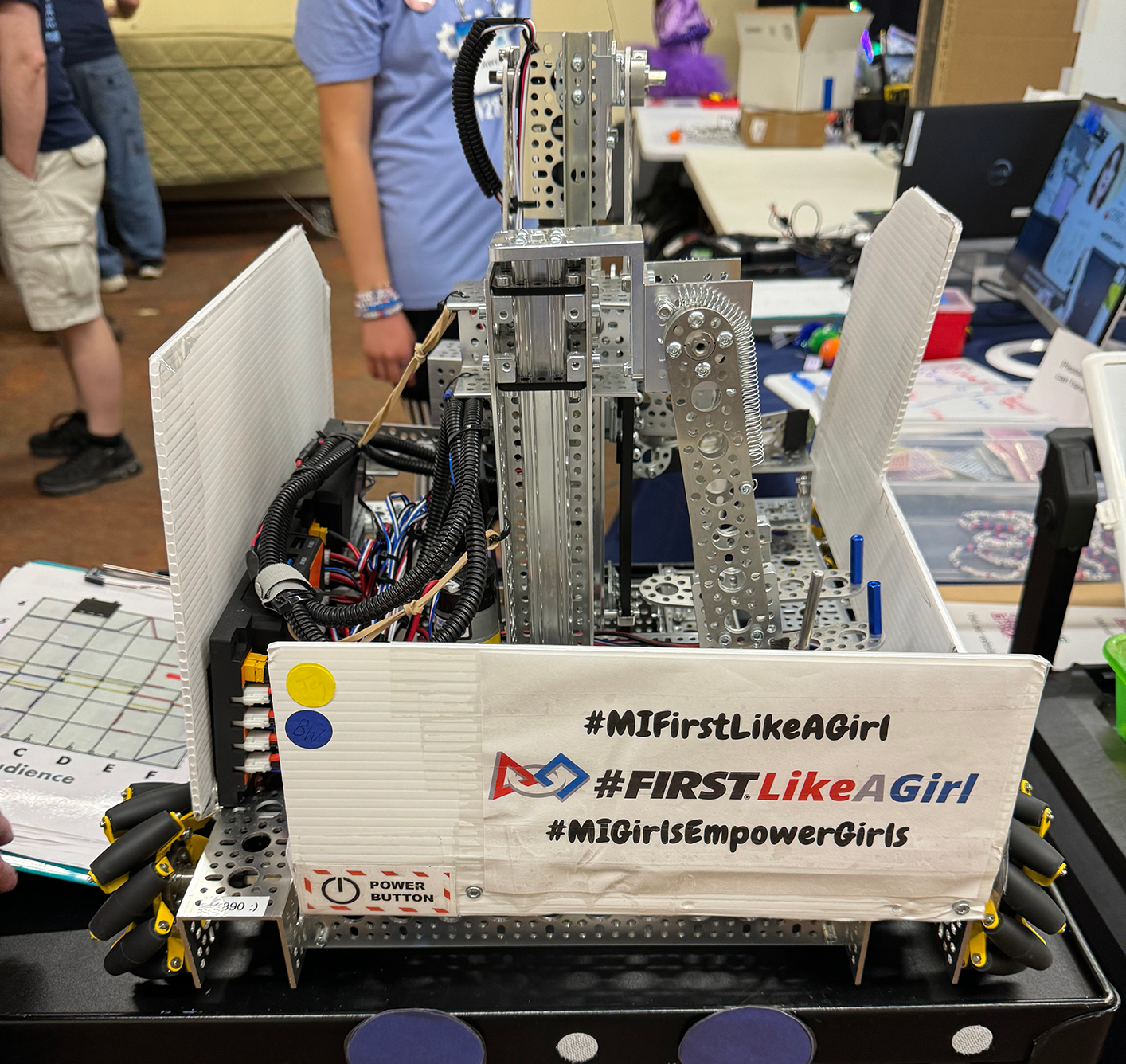ROBOT1 UPDATED